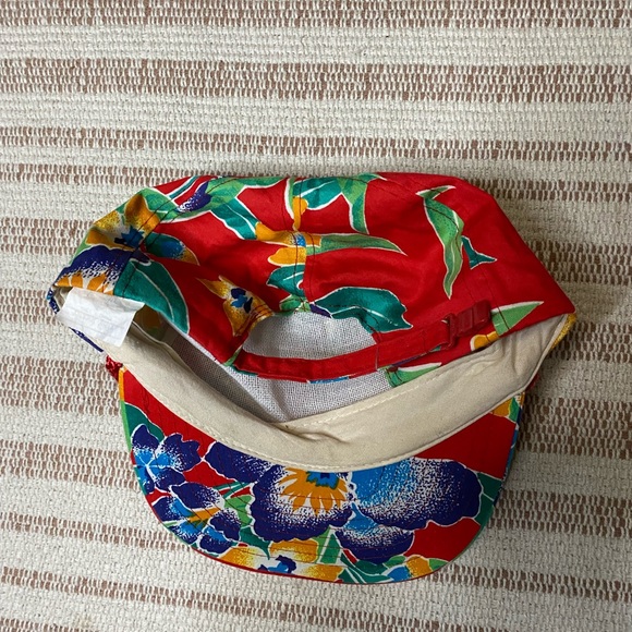 VTG Floral hat - Picture 2 of 3
